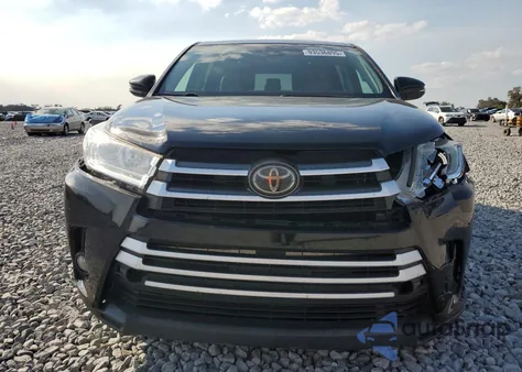 2018 Toyota Highlander Le from USA, damaged, VIN 5TDZZRFH9JS240550